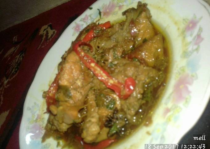 Ayam kecap manis pedas