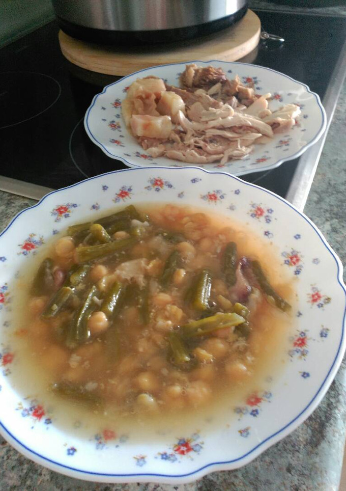 Una foto de Cocido en olla GM