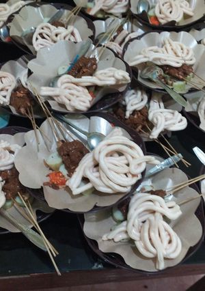 Foto resep Lontong sate ala kadarnya 😂