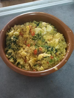 Una foto de Quinoa con pollo y verdura
