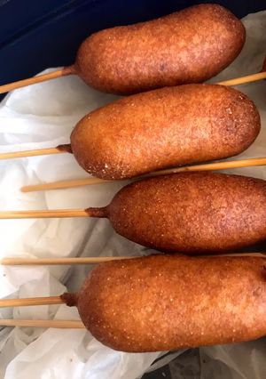 A picture of Corndogs.