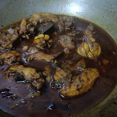 A picture of Chicken Curry/Chicken Garlic Masala.