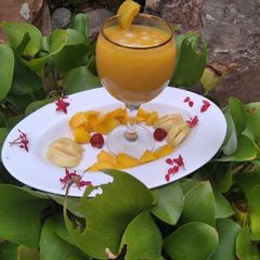 A picture of Summer Fruit punch.