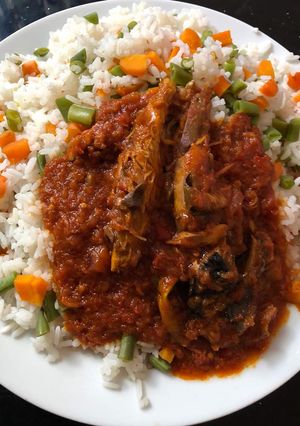 A picture of Palm oil stew rice.