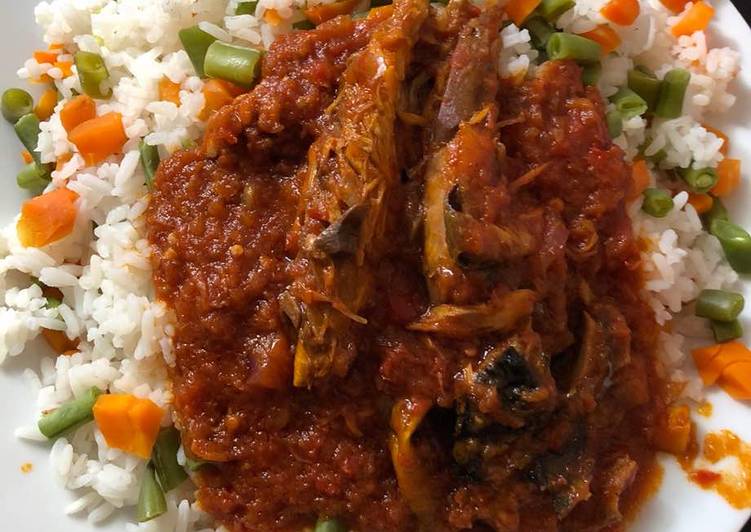 Palm oil stew rice
