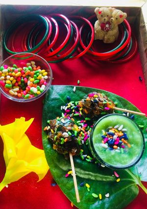 A picture of Paan Shots and Gulkand lollipops.
