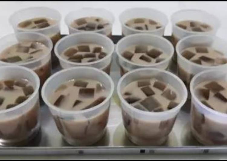 Resep masakan Puding cincau capucino | Langkah Membuat Puding cincau capucino Yang Mudah Dan Praktis