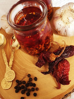 A picture of Chilli Oil.