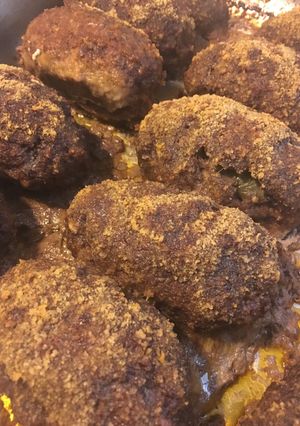 A picture of Armadillo Balls.