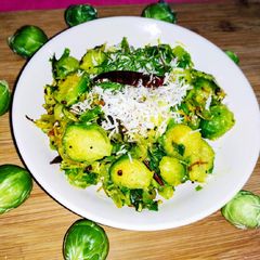 A picture of Brussels Sprouts Poriyal.