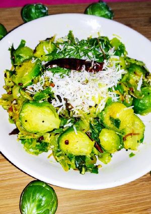 A picture of Brussels Sprouts Poriyal.