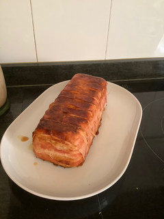 Una foto de Pastel de pollo y bacon