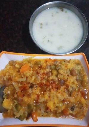A picture of Jalaram khichdi.