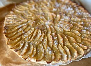 Foto principal de Tarta fina de manzana en hojaldre