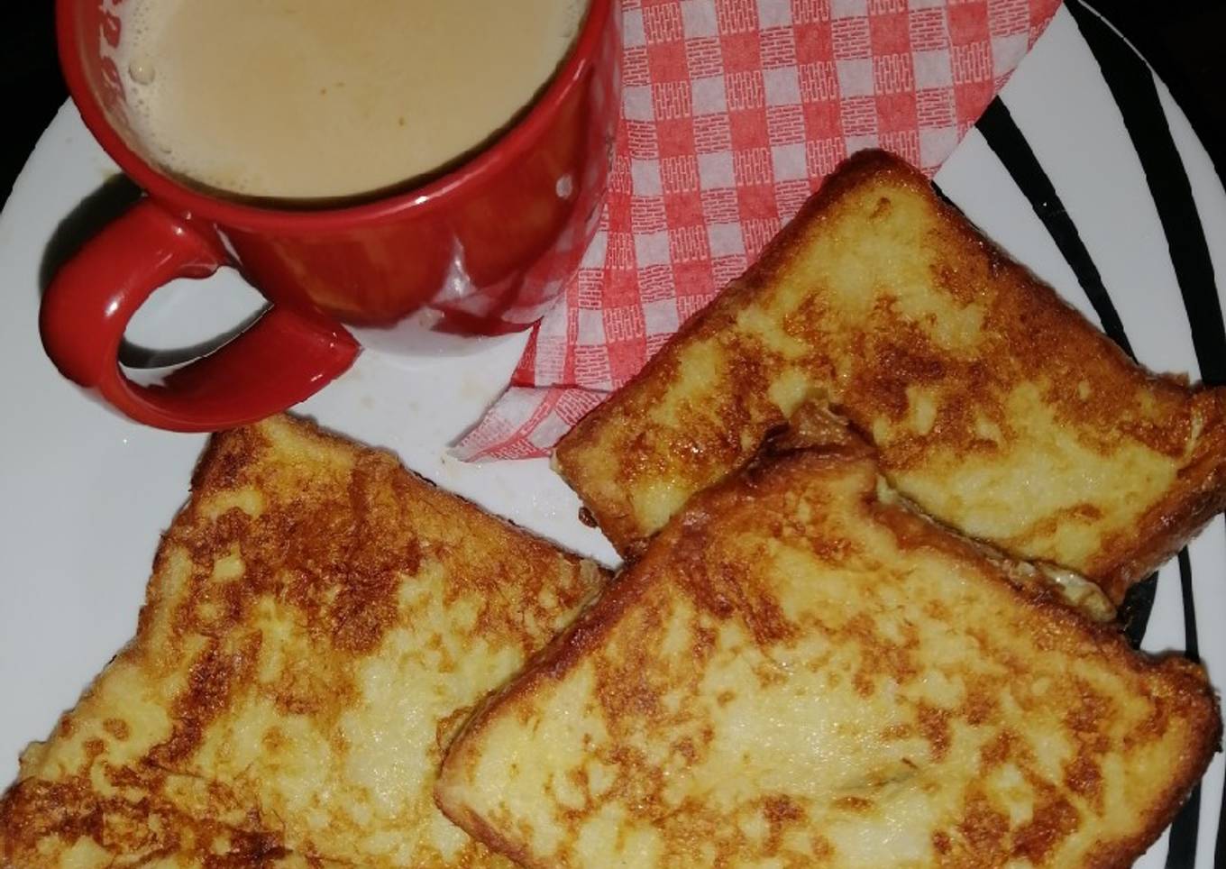 Sweet egg bread toast