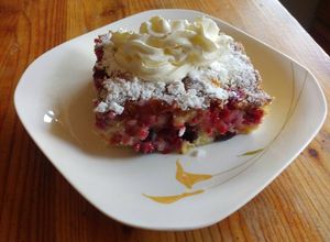 Una foto de Clafoutis de frambuesas y cranberries