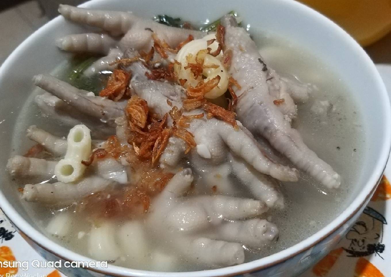 Sop ceker ayam makaroni