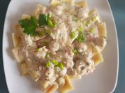 Una foto de salsa para ravioles de ricotta