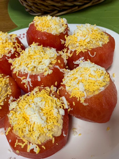 Foto principal de Tomates rellenos de paté de atún