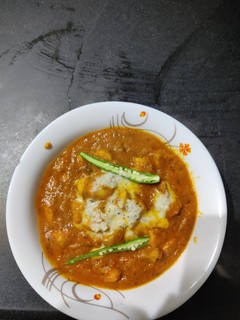 शाही पनीर (Shahi paneer recipe in Hindi) रेसिपी मुख्य फोटो