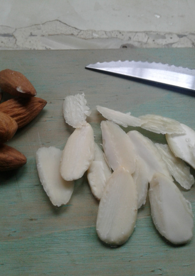 Una foto de Almendras fileteadas