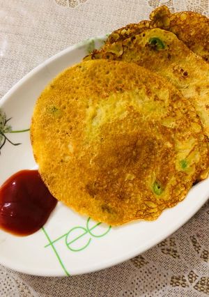 बेसन का चीला (Besan ka cheela recipe in hindi) रेसिपी मुख्य फोटो