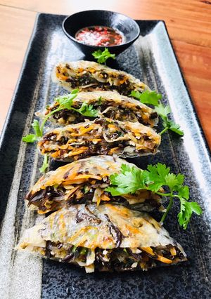 Hình của món Nem (chả giò) rau nấm.
