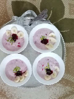 عکسی از دستور بستنی آلبالویی 🍒🍒🍒
