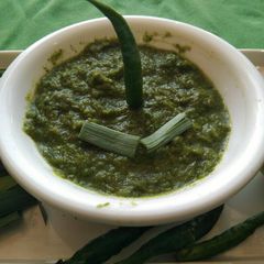 Fresh green garlic chutney A picture of Fresh green garlic chutney.