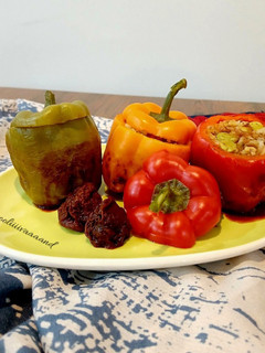 عکسی از دستور دلمه فلفل دلمه ای رنگی