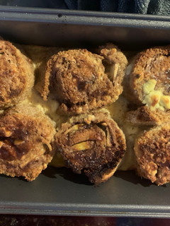 Una foto de Rollos de chocolate y manzana (con pan molde/tajado)