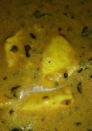 A picture of Paneer butter masala.