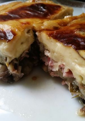 Φωτογραφία της συνταγής Σουφλέ μελιτζάνας, με μπέικον, τυρί και ελαφριά μπεσαμέλ🍆