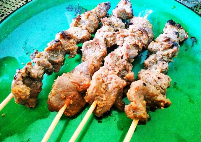 Anti Ribet, Bikin Sate Sapi Rembiga Enak