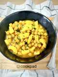 Guiso trufado de garbanzos con anillas de calamar
