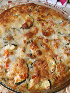 Una foto de Pastel exquisito de vegetales al horno