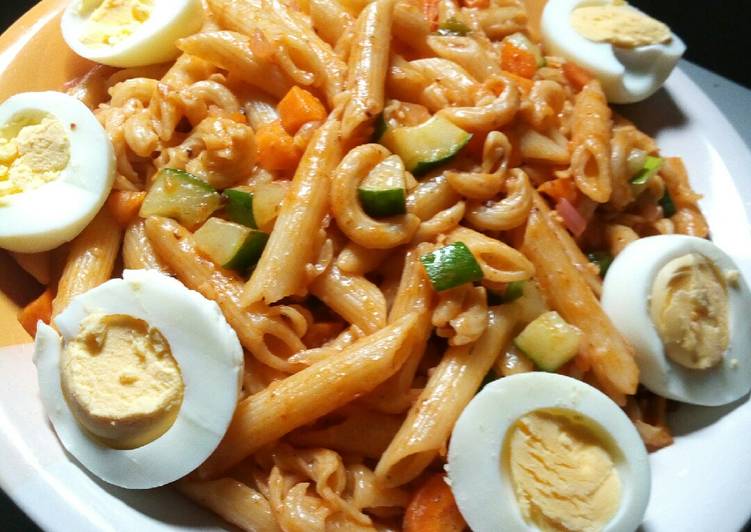 Easiest Way to Prepare Favorite Pasta Boronia with egg and vegetables