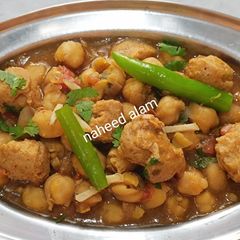 A picture of Masala Chickpeas With Soya Chunks.