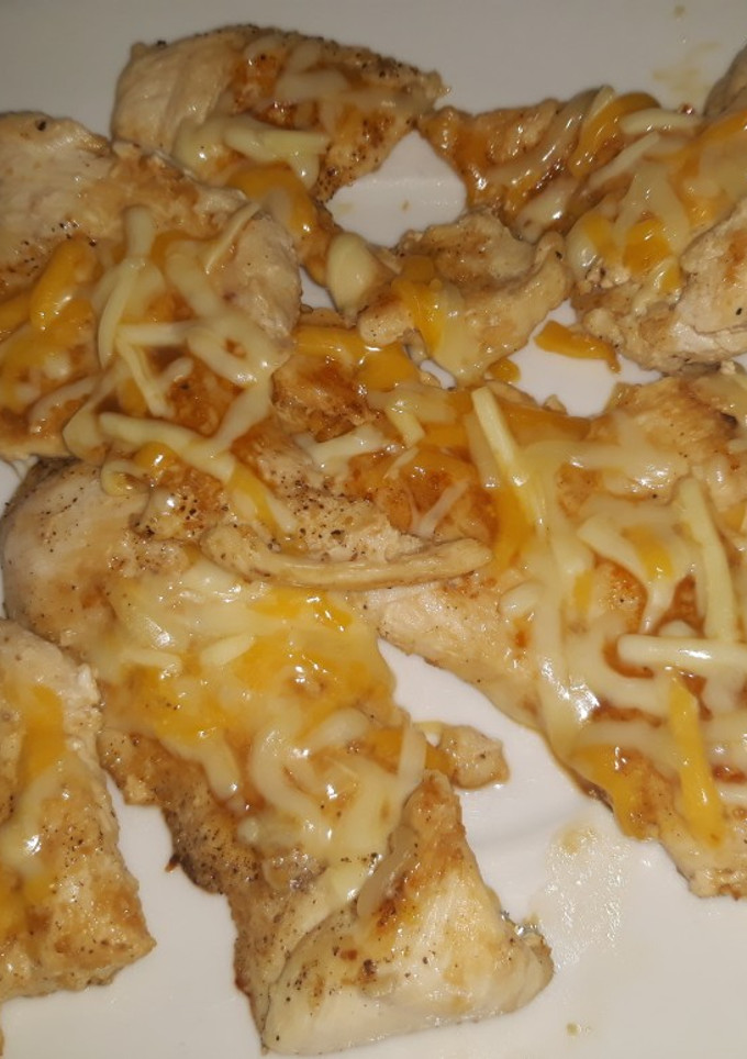 Una foto de Pollo con queso