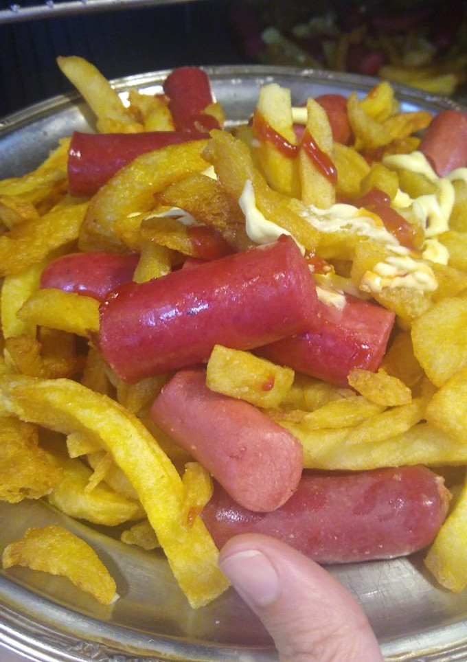 Una foto de Salchipapa