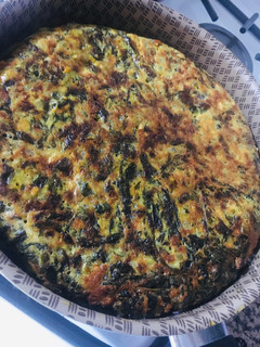 Una foto de TORTILLA DE VEGETALES🤩🧅🫑🌶🧄🍆🍅🥒🥬🥦🌽😉