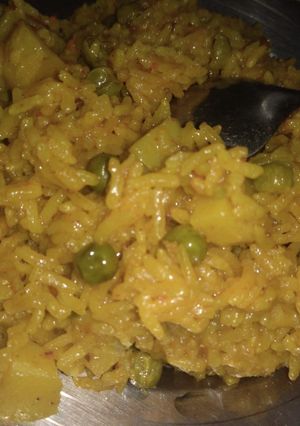 मटर के चावल (matar ke chawal recipe in Hindi) रेसिपी मुख्य फोटो