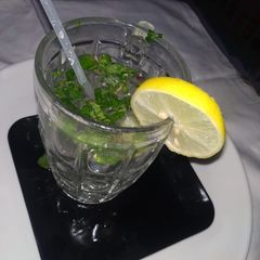 A picture of Mojito lemon mint mocktail.