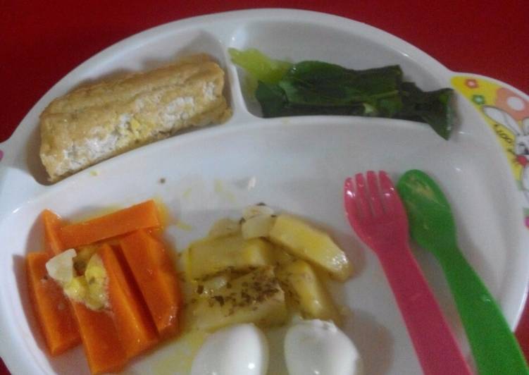 Menu BLW Potato Wadges Telur puyuh Tumis Sayur
