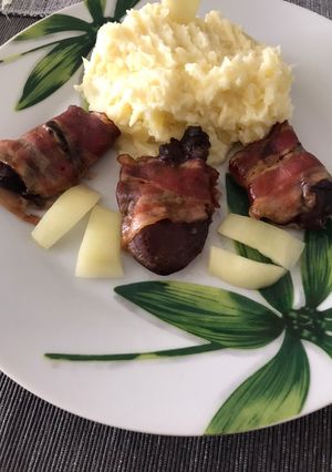 Gm sörben sült baconba göngyölt csirkemáj recept fotója