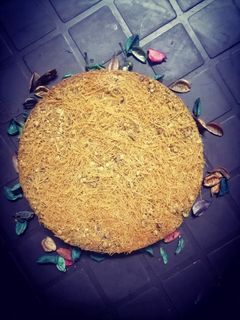 صورة لوصفة بسبوسة بالشعيرية الباكستانية وزبدة لوتس