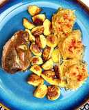 Fokhagymás sertéslapocka krumpli gombóccal, savanyú káposztás mártással