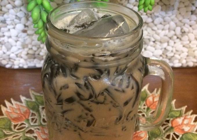 Langkah Mudah untuk Membuat Cappucino Cincau yang Lezat