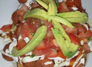 Una foto de Salchimonsters (salchipapas)