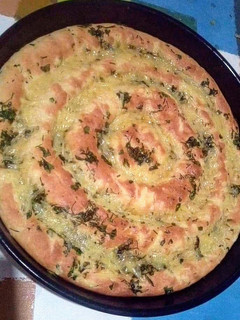 صورة لوصفة خبز الجبن والمعدنوس مع زعتر وسانوج